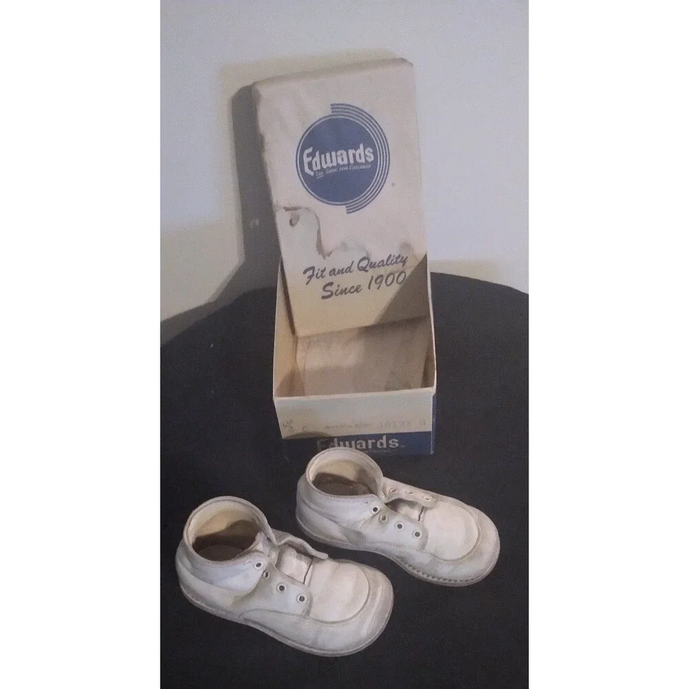 VINTAGE Used Leather Baby Shoes-great for Bronzing